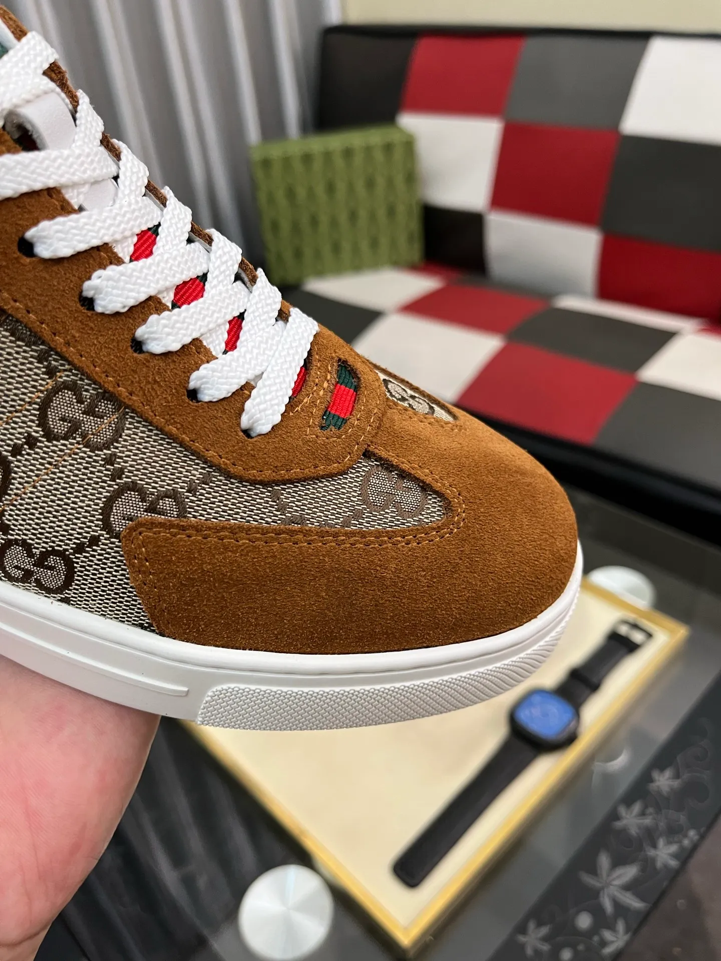Men's shoes 💰380⌚️⌚️Gucci •Gucci original quality.~ Unique modern style sneakers. 🏃A must-have casual shoe for trendy men😍😍 Original brand imported from Italy, imported original leather, sheep lining (refuses to discolor and grind feet) Sole: Original sole provided by the original factory, French lazy style design ⚠️Fit to the feet, original quality, super comfortable original sole. Just like shooting the real thing🎬The real thing is better, code number: 38-442️⃣colors available